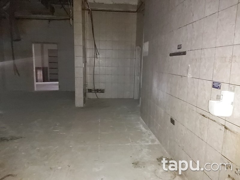 Çorlu Palmiye Evleri'nde Cadde Cepheli 545 m2 Dükkan