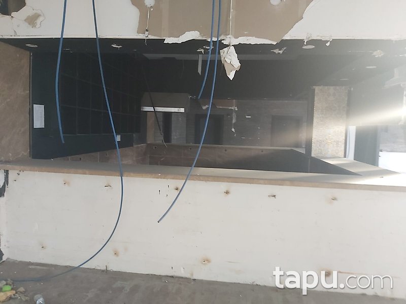 Çorlu Palmiye Evleri'nde Cadde Cepheli 545 m2 Dükkan