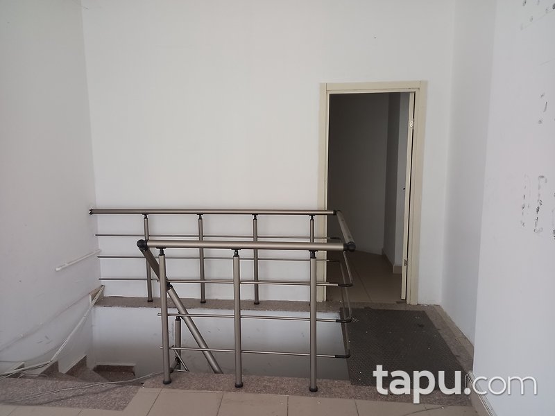 KİRALIK- Çorlu’da Kiralık Depolu Köşe Dükkan