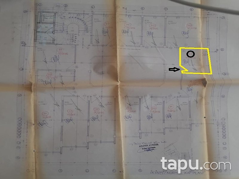 Tarsus Şehit Cengiz Topel Caddesi Baltalı İşhanı'nda Büro