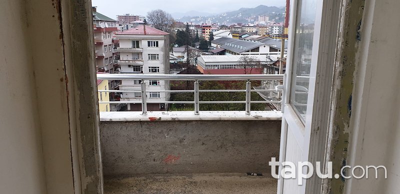 Rize Ardeşen Fırtına Mahallesi'nde Natamam 6+2 Dubleks Mesken