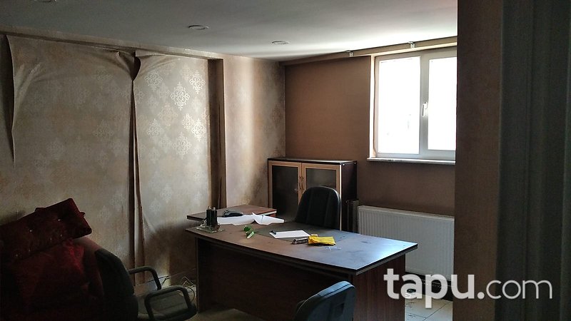Zonguldak Çaycuma'da Yakıcı İş Merkezi İçinde 22 m2 Ofis