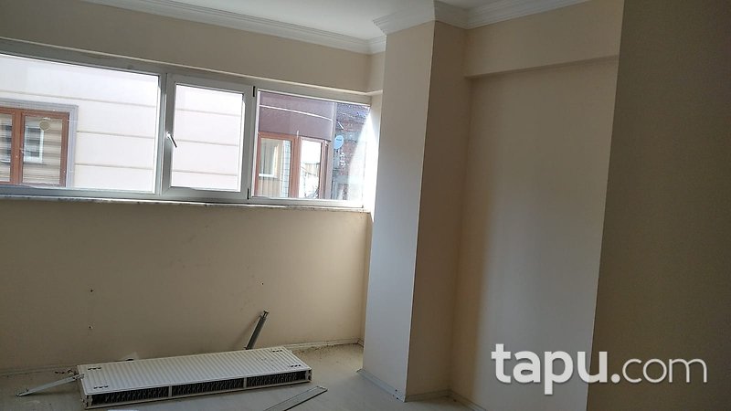 Zonguldak Çay Mahallesi'nde Yakıcı İş Merkezi İçinde 45 m Ofis