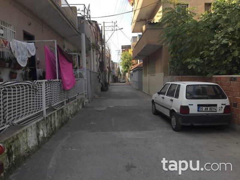 Bornova Serintepe Mahallesi'nde 143 m2 Hisseli Müstakil Ev