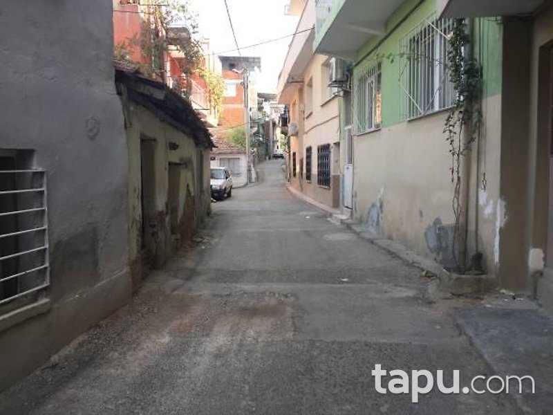 Bornova Serintepe Mahallesi'nde 143 m2 Hisseli Müstakil Ev