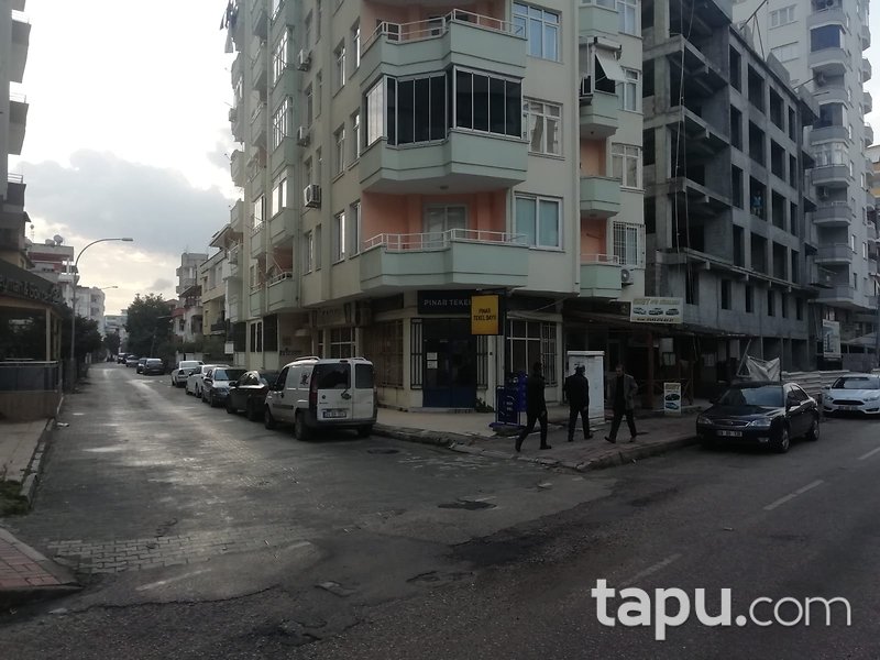 Osmaniye Merkez Esenevler Mahallesi'nde 136 m2 Depolu Dükkan