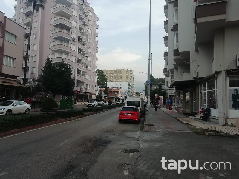 Osmaniye Merkez Esenevler Mahallesi'nde 136 m2 Depolu Dükkan