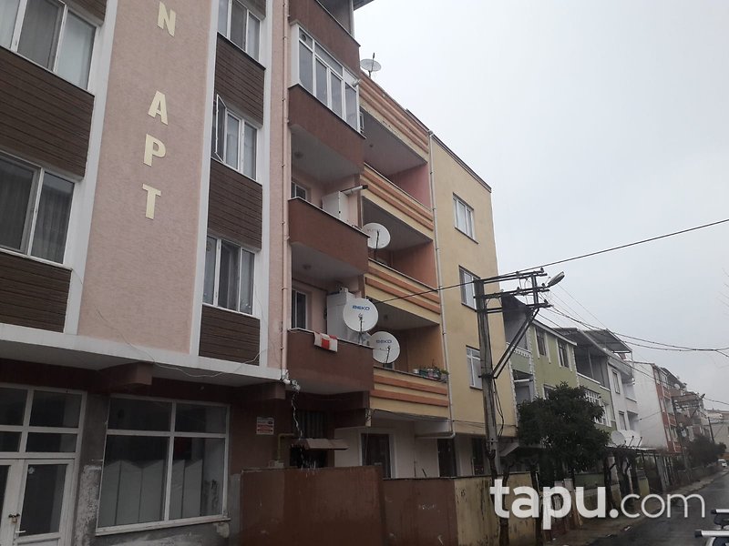 Bursa Karacabey Gazi Mahallesi'nde 2+1 122 m2 Daire