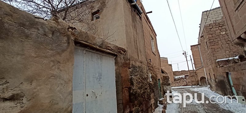 Kayseri İncesu'da Avlulu Kagir Ev