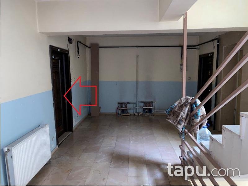 Van İpekyolu'nda Cadde Üzerinde 2+1 Daire
