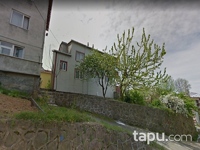 Zonguldak Ereğli Bağlık Mahallesi'nde 350 m2 Bina ve Arsası