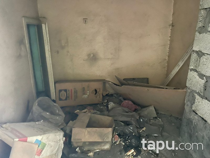 Siirt Merkezde Ana Caddeye Yakın 100 m2 Ara Kat Daire