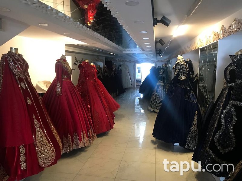 Van İpekyolu Cadde Cepheli Depolu Dükkan