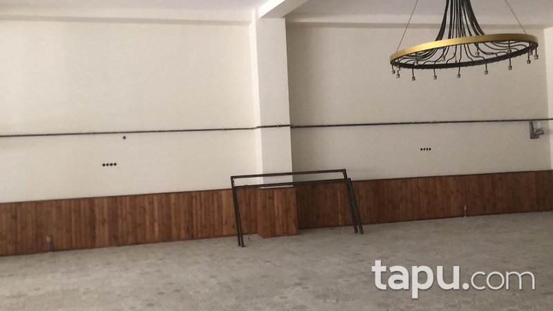 Bursa Nilüfer'de Kış Bahçeli 270 m2 Dükkan