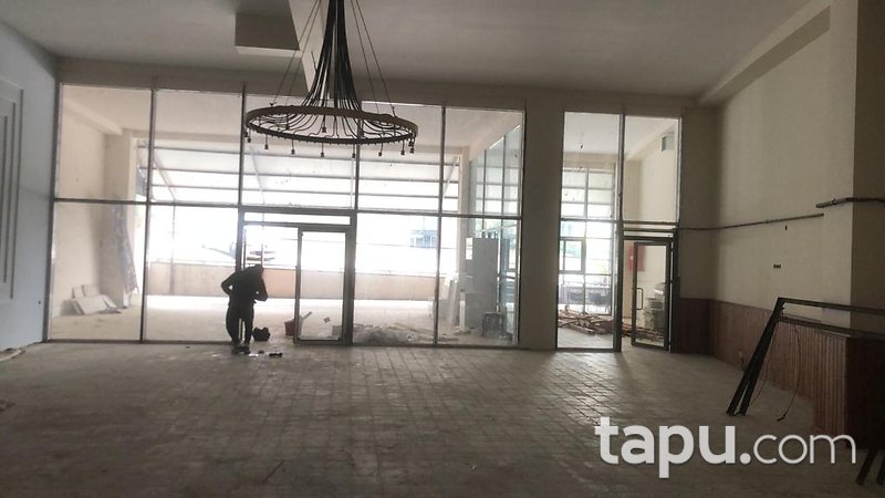 Bursa Nilüfer'de Kış Bahçeli 270 m2 Dükkan