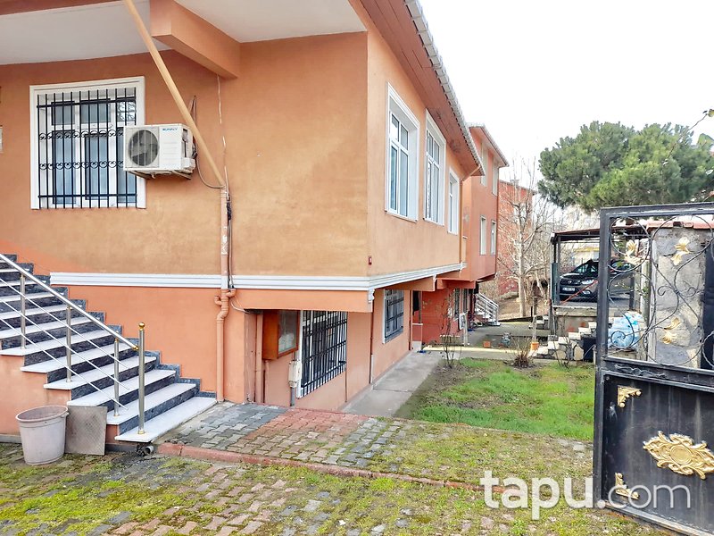 Beykoz Çiftlik'te 425 m2 Arsa Üzerinde Müstakil Bahçeli Bina