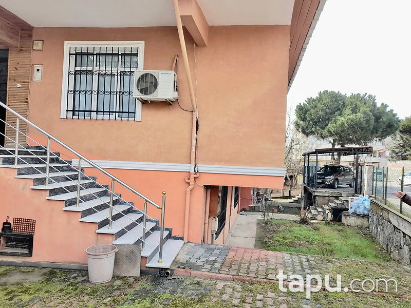 Beykoz Çiftlik'te 425 m2 Arsa Üzerinde Müstakil Bahçeli Bina