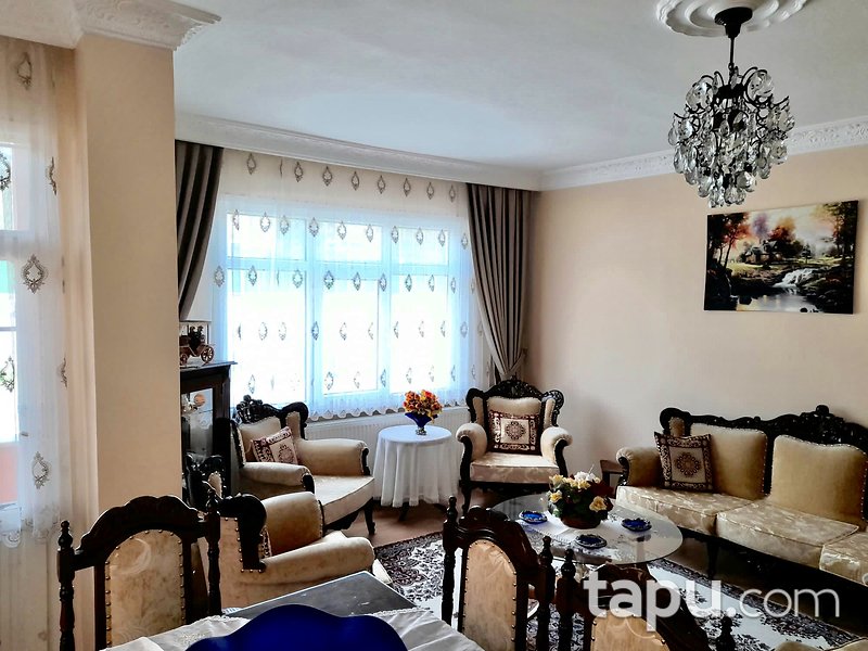 Beykoz Çiftlik'te 425 m2 Arsa Üzerinde Müstakil Bahçeli Bina