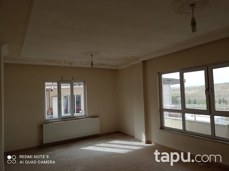 Siirt Kurtalan Tekel Mahallesinde 155 m2 3+1 Daire
