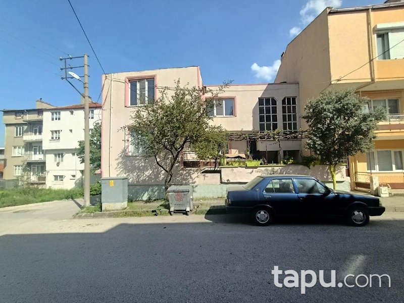Balıkesir Karesi Toygar Mahallesi'nde Bina