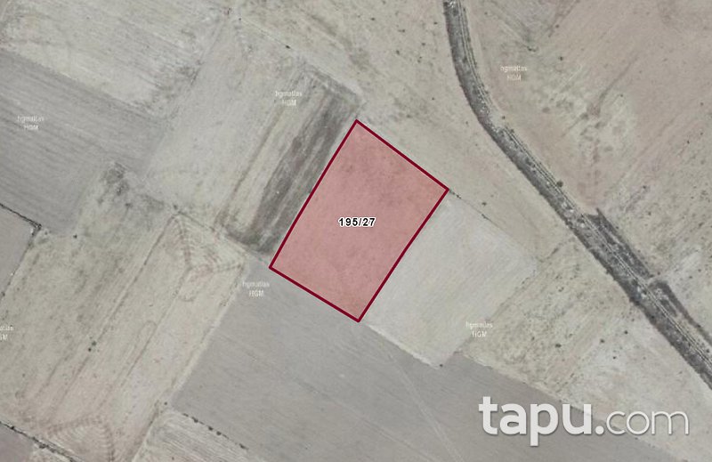 Denizli Çivril Tekke Mahallesi'nde Yatırımlık 4482 m2 Tarla