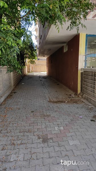 Şanlıurfa Haliliye Yenişehir Mahallesi'nde 90 m2 İskanlı Daire