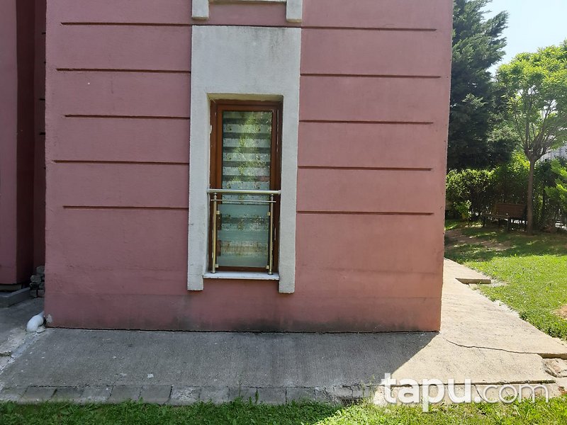 Başakşehir Bahçeşehir 2.Kısım KC Blokları'nda 3+1 Daire