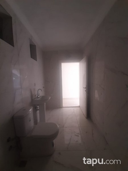 Balıkesir Edremit Tuzcumurat Mahallesi'nde 108 m2 Natamam Daire