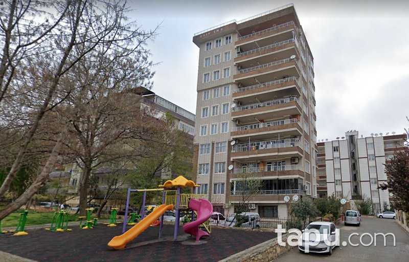 Şanlıurfa Karaköprü Karşıyaka Mahallesi'nde 217 m2 Daire