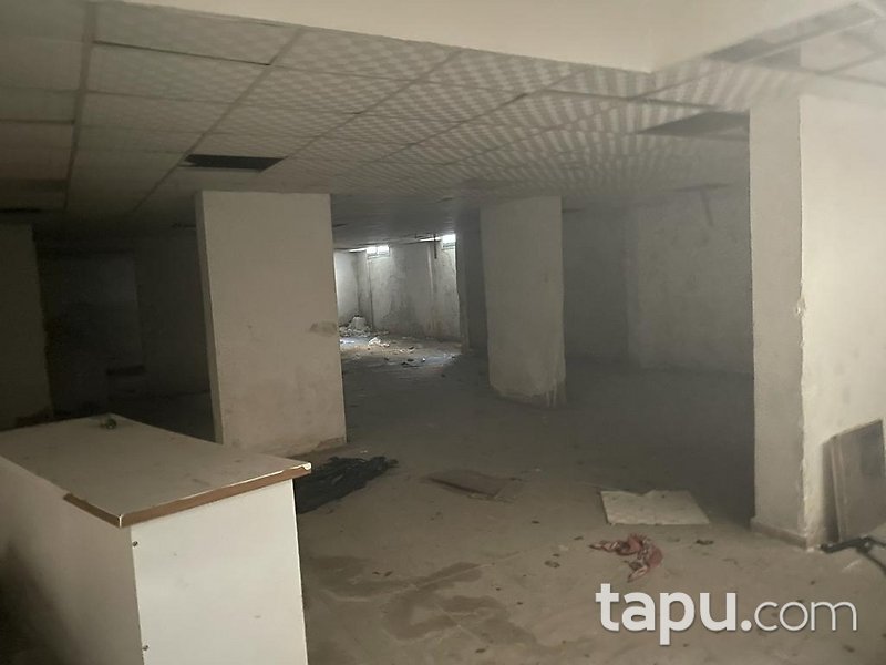 Mersin Akdeniz'de 535 m2 Depo ve Dükkan (304421)