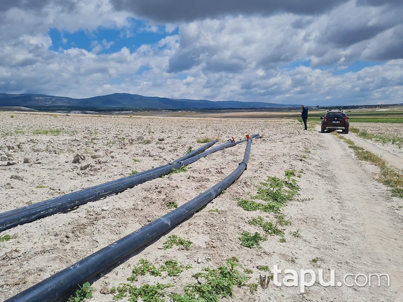 Eskişehir Beylikova'da Yatırımlık 8 Dönüm Tarla