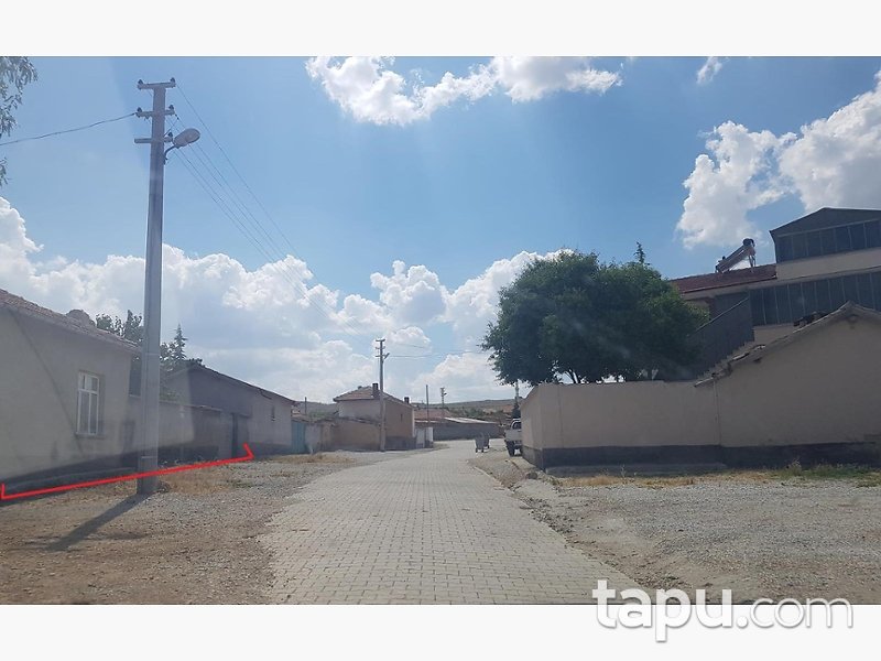 Konya Akçaşar Mahallesi'nde 302 m2 Ev Depo ve Arsası