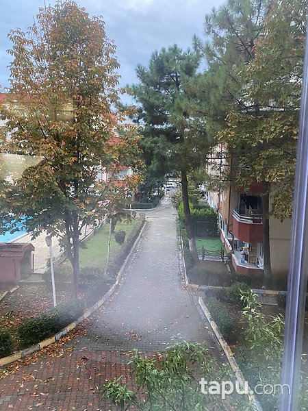 Büyükçekmece Köy Kent Sitesi'nde Yatırımlık 2+1 Daire