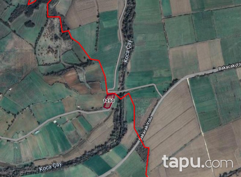 Çanakkale Biga'da 2416 m2 Tarla