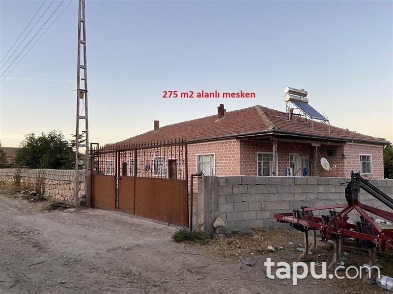 Yozgat Yenifakılı Fehimli Mahallesi'nde 512 m² Müstakil Ev ve Arsası