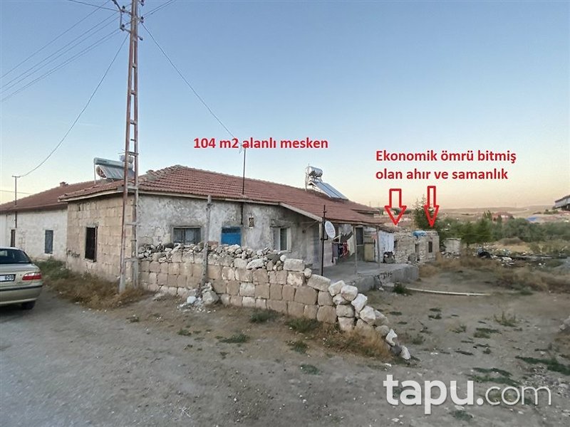 Yozgat Yenifakılı Fehimli Mahallesi'nde 512 m² Müstakil Ev ve Arsası