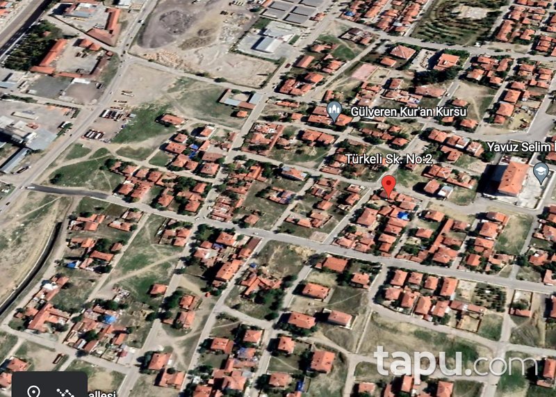 Polatlı Zafer Mahallesi'nde Hisseli Kerpiç Ev Avlu ve Arsası