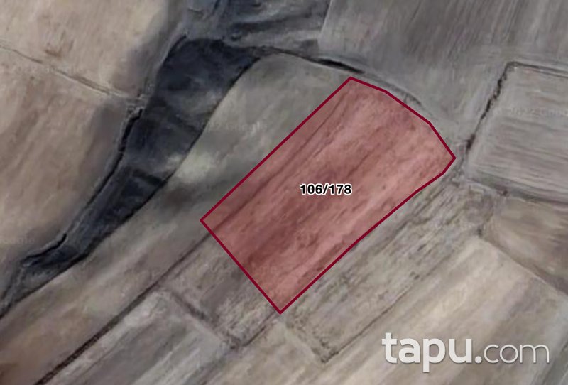 Kırşehir Boztepe Uzunpınar Mahallesi'nde Yatırımlık 7691 m2 Tarla