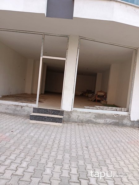 Osmaniye Merkez Alibeyli Mahallesi'nde 305 m2 Depolu Dükkan (1711)