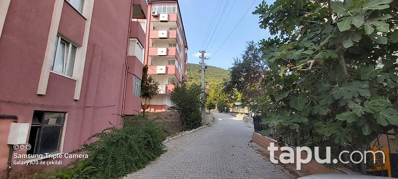 Körfez'de Deniz ve Köprü Manzaralı 3+1 Daire