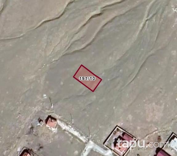 Dinar'da 526 m2 2 Katlı İmarlı Arsa