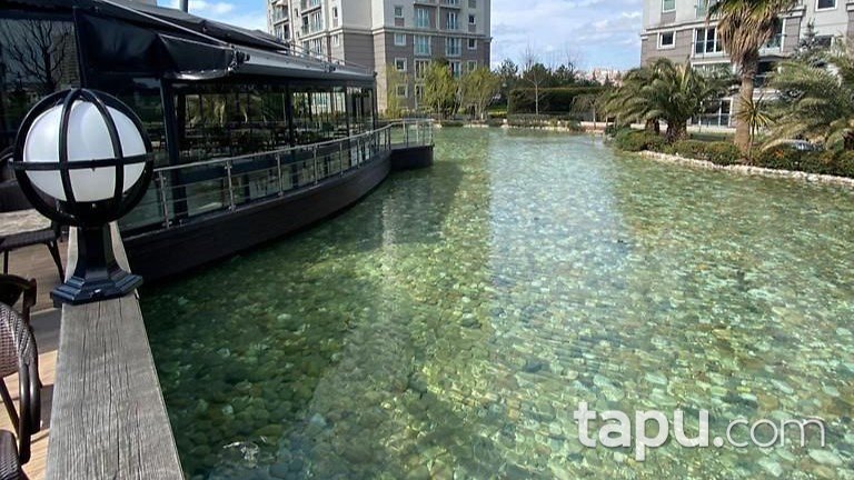 Tem Avrupa Konutları'nda Yatırımlık Kafeterya Restaurant