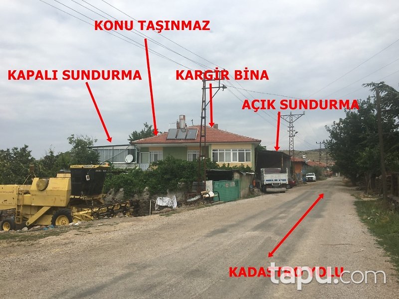 Güdül Salihler Mahallesi'nde Kargir Bina