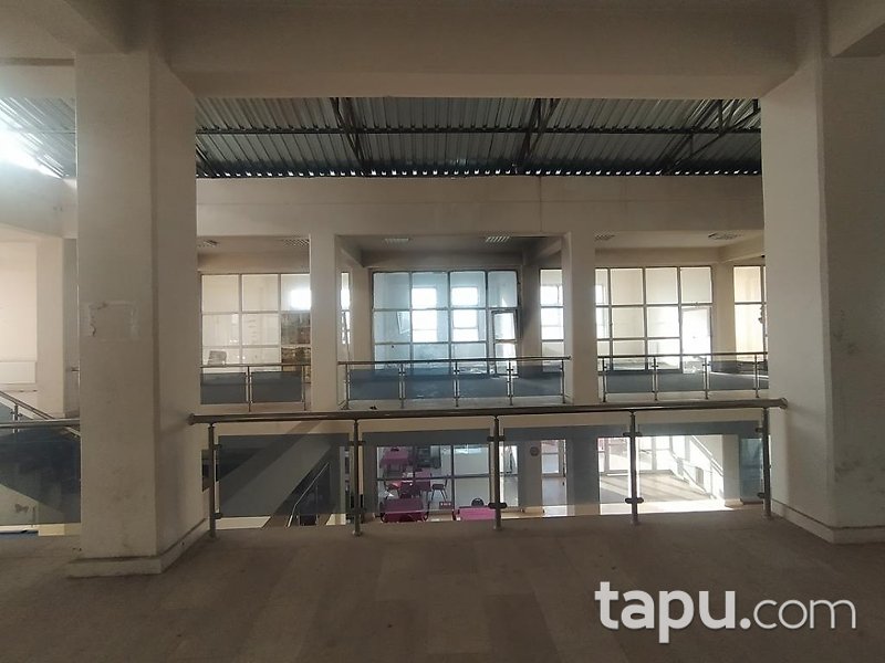 Kırşehir Kaman Toki İş Merkezi'nde 26 m2 Dükkan