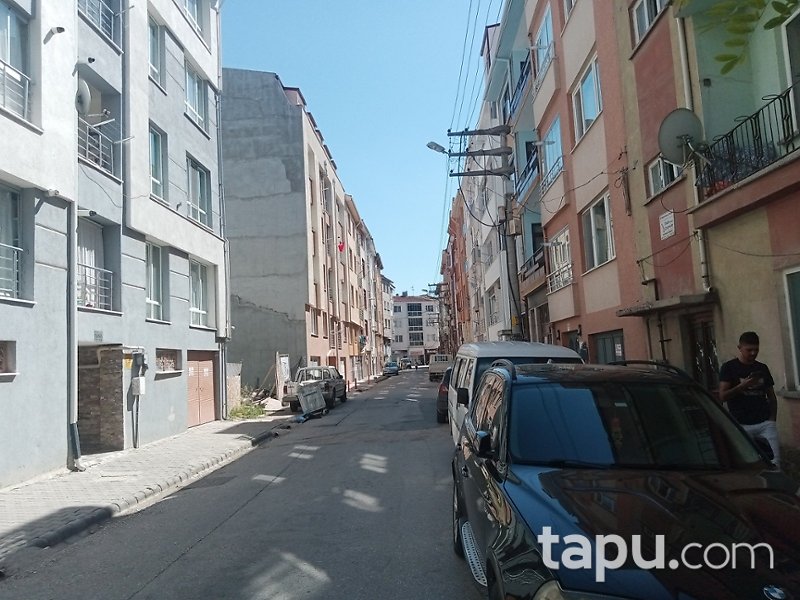 Tepebaşı Şirintepe Mahallesi'nde 302 m2 Depolu Dükkan