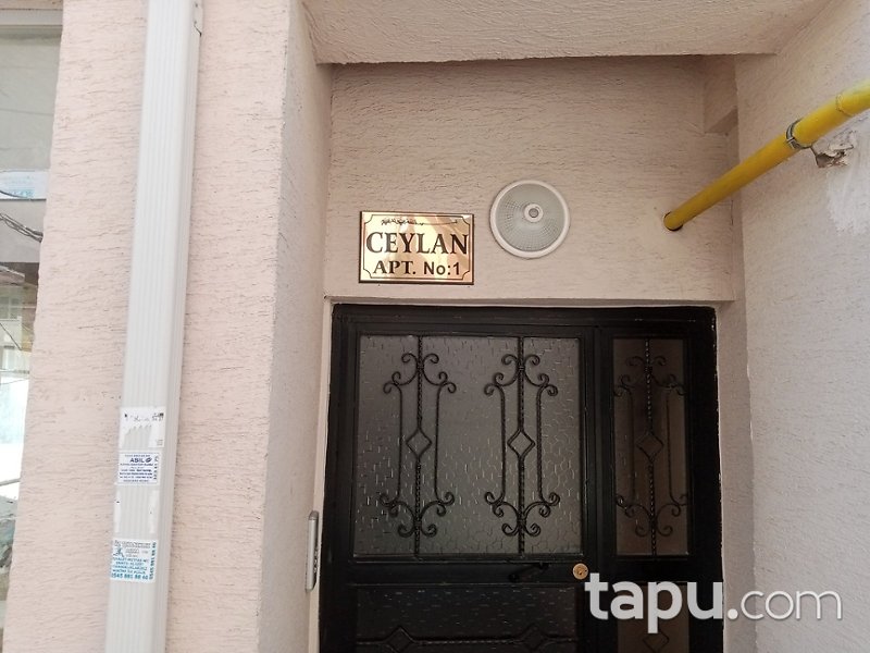 Tepebaşı Şirintepe Mahallesi'nde 302 m2 Depolu Dükkan