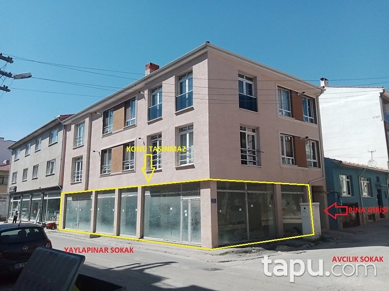 Tepebaşı Şirintepe Mahallesi'nde 302 m2 Depolu Dükkan