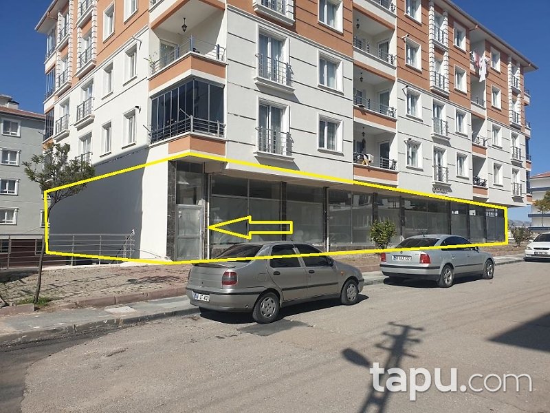 Sincan 29 Ekim Mahallesi'nde 413 m2 İskanlı Depolu Dükkan