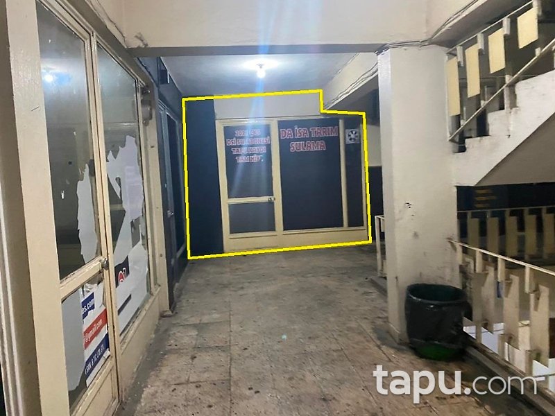 Haliliye Atatürk Mahallesi'nde 12 m2 Dükkan