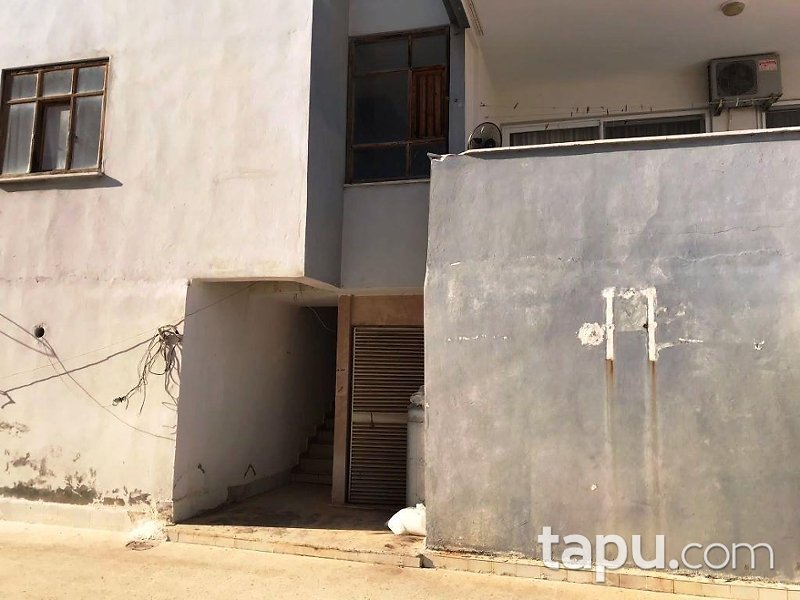 Anamur Sağlık Mahallesi'nde 2.380 m2 Dükkan ve Deposu